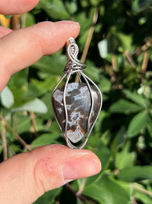 Agate Wire Wrapped Necklace